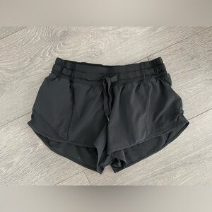 Black Women's Athletic Shorts fitness workout yoga Pilates Lululemon 2 XS